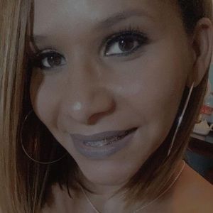 Meet your Posher, Angie